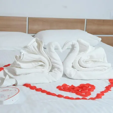 Ave Lux Hotel 3*