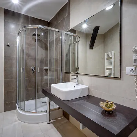Hotel Ave Lux