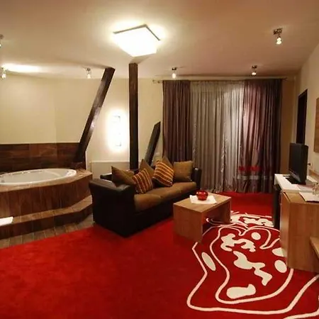 Hotel Ave Lux Sacele