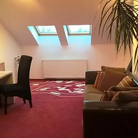 Hotel Ave Lux 3*
